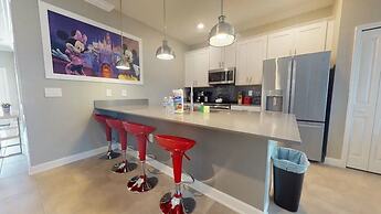 4323sl-storey Lake Resort 5 Bedroom Townhouse by RedAwning