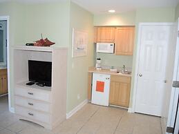 2804 2 Bedroom Villa by RedAwning