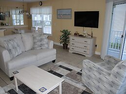 2804 2 Bedroom Villa by RedAwning