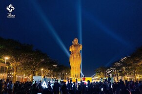 The Western Seaview Cam Ranh Condotel