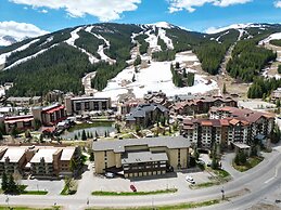 Be410 Bridge End Pet Friendly 3 Bedroom Condo by RedAwning