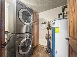 Be410 Bridge End Pet Friendly 3 Bedroom Condo by RedAwning