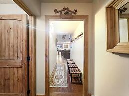 Be410 Bridge End Pet Friendly 3 Bedroom Condo by RedAwning