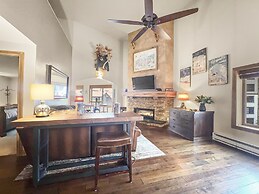 Be410 Bridge End Pet Friendly 3 Bedroom Condo by RedAwning