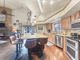 Be410 Bridge End Pet Friendly 3 Bedroom Condo by RedAwning