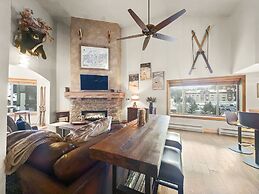 Be410 Bridge End Pet Friendly 3 Bedroom Condo by RedAwning