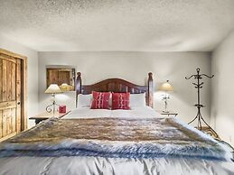 Be410 Bridge End Pet Friendly 3 Bedroom Condo by RedAwning