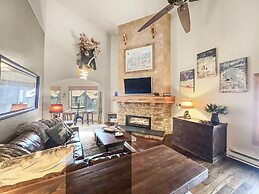 Be410 Bridge End Pet Friendly 3 Bedroom Condo by RedAwning