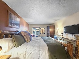 Be410 Bridge End Pet Friendly 3 Bedroom Condo by RedAwning