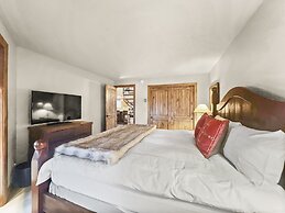 Be410 Bridge End Pet Friendly 3 Bedroom Condo by RedAwning