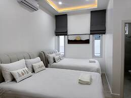 Private Modern 3 Bedroom Pool Villa- AV1