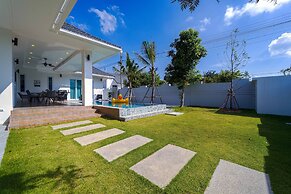 Private Modern 3 Bedroom Pool Villa- AV1