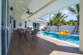 Private Modern 3 Bedroom Pool Villa- AV1