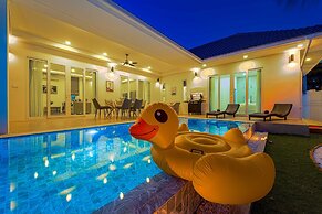 Private Modern 3 Bedroom Pool Villa- AV1