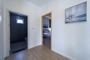 Private Modern 3 Bedroom Pool Villa- AV1