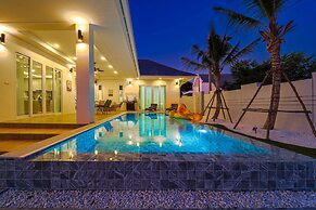 Private Modern 3 Bedroom Pool Villa- AV1