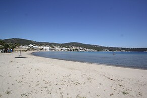 Room in Apartment - Pelagos Studios by Frangki 3