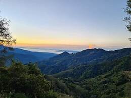 Macho Mora Mountain Lodge