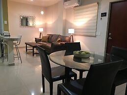 Alcantara Apartment Close to the Beach, Shops, Ground Floor, Good Wi-f