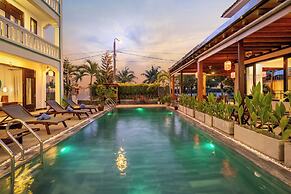 Seagull Nest Hoi An Beach Village