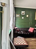 The Rockhound Boutique Hotel