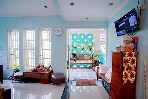 Zaira Residence By Occupied