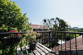 Aviator Superior by 3City Rentals