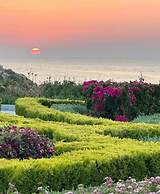 Luxurious Seafront Penthouse