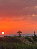 Luxurious Seafront Penthouse