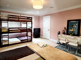 Empress Palace Hotel