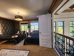 Empress Palace Hotel