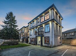 Empress Palace Hotel