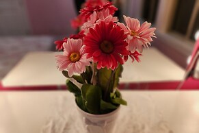 Empress Palace Hotel