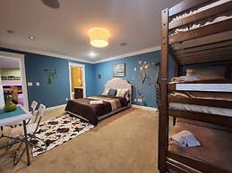 Empress Palace Hotel