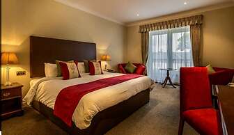 Empress Palace Hotel