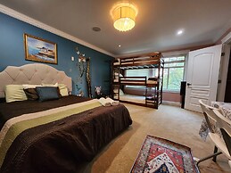 Empress Palace Hotel