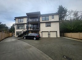 Empress Palace Hotel