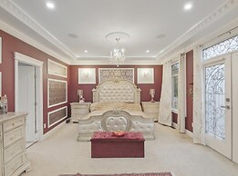 Empress Palace Hotel