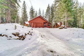 Family-friendly Truckee Cabin in Tahoe Donner!