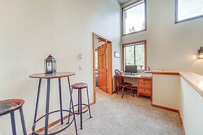 Family-friendly Truckee Cabin in Tahoe Donner!