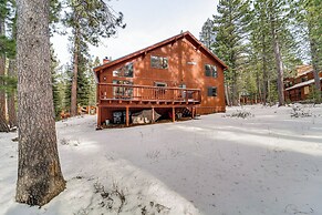 Family-friendly Truckee Cabin in Tahoe Donner!
