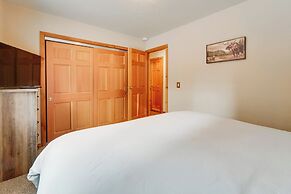 Family-friendly Truckee Cabin in Tahoe Donner!