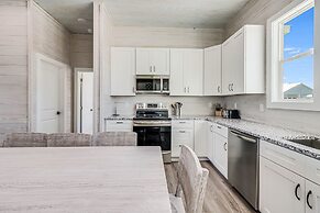 Ahoy Matey Sp151 4 Bedroom Home by RedAwning