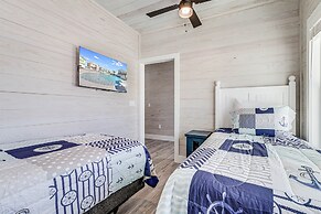 Ahoy Matey Sp151 4 Bedroom Home by RedAwning