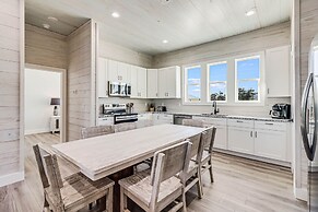 Ahoy Matey Sp151 4 Bedroom Home by RedAwning