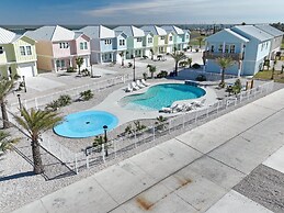 Anchors Away 159sp 4 Bedroom Home by RedAwning