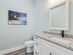 Anchors Away 159sp 4 Bedroom Home by RedAwning