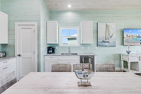 Casa Grande Sp131 5 Bedroom Home by RedAwning