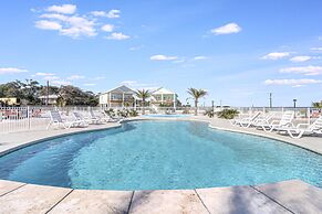 Casa Grande Sp131 5 Bedroom Home by RedAwning