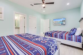 Casa Grande Sp131 5 Bedroom Home by RedAwning